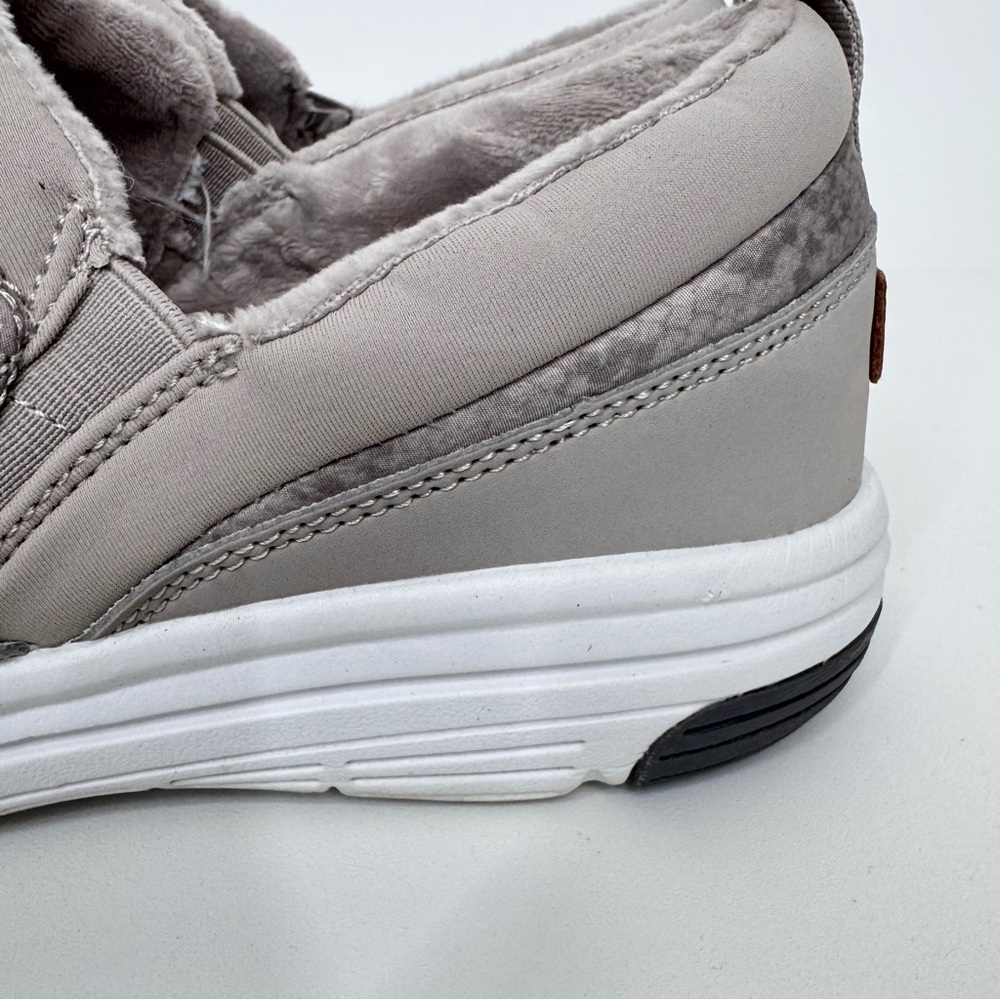 Ryka Water Repellent Quilted Gray Python Print Sl… - image 3